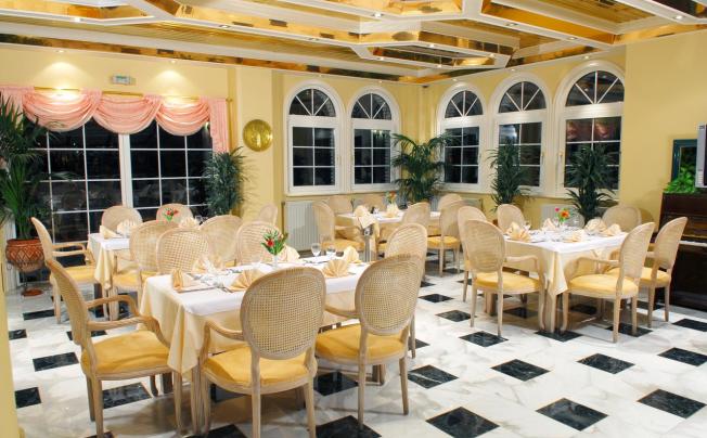 Фото отеля Strass Hotel