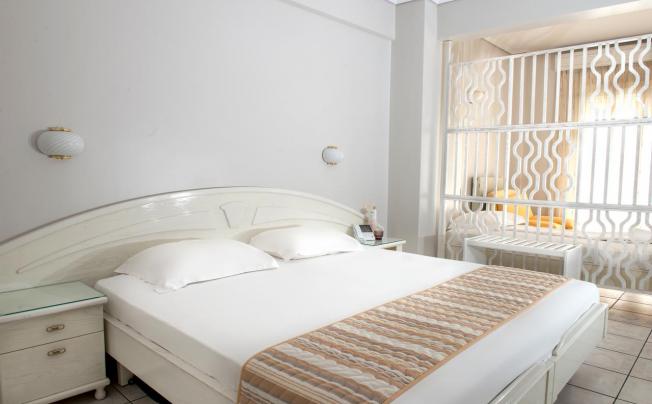 Фото отеля Strass Hotel