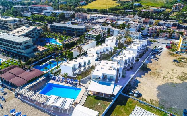 Фото отеля Adele Beach Hotel