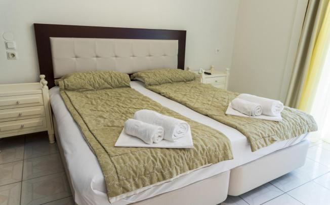 Фото отеля Zografos Hotel
