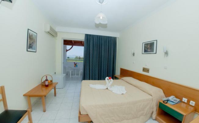 Фото отеля Tigaki's Star Hotel 