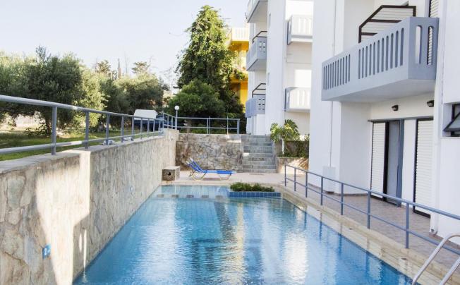 Фото отеля Popi Aparthotel