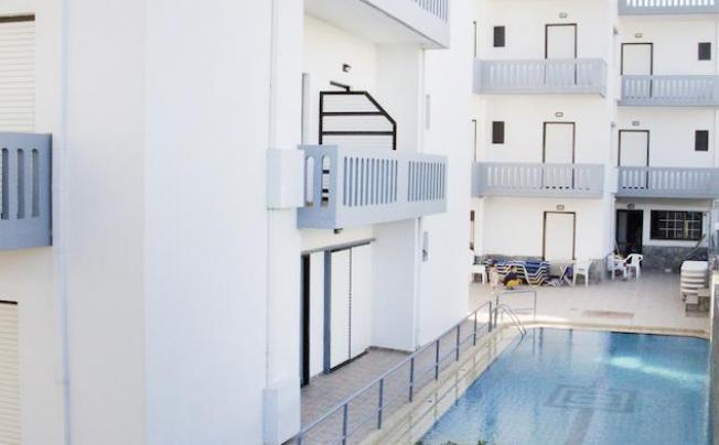Фото отеля Popi Aparthotel