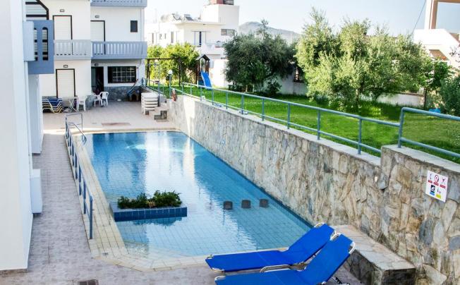 Фото отеля Popi Aparthotel