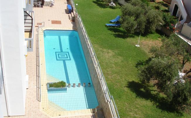 Фото отеля Popi Aparthotel