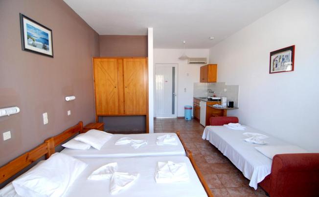 Фото отеля Villa Popi Studios