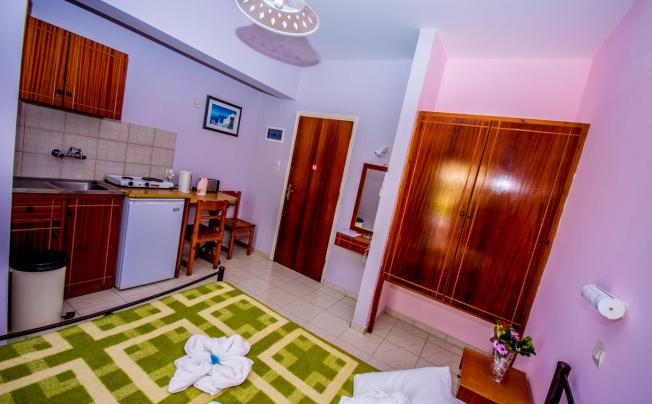 Фото отеля Villa Popi Studios