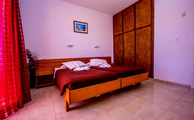 Фото отеля Villa Popi Studios