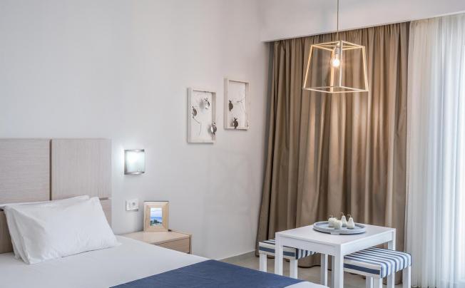 Фото отеля SEA VIEW HOTEL AND APARTMENTS