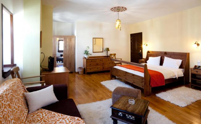 Фото отеля EROFILI HOTEL