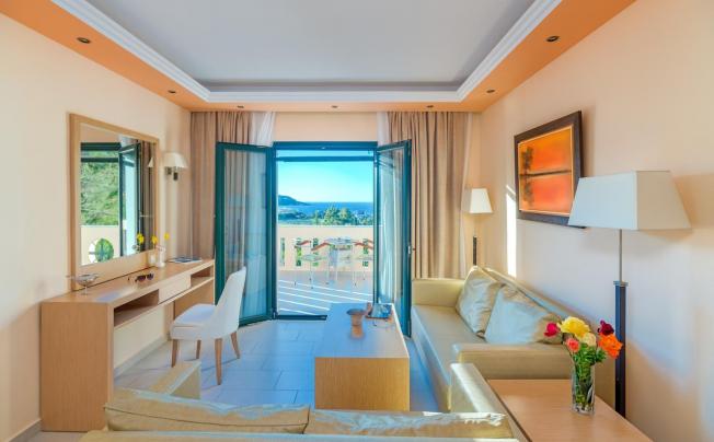 Фото отеля Ai Yannis Suites & Apartments