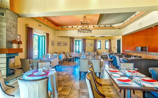 Фото отеля Ai Yannis Suites & Apartments