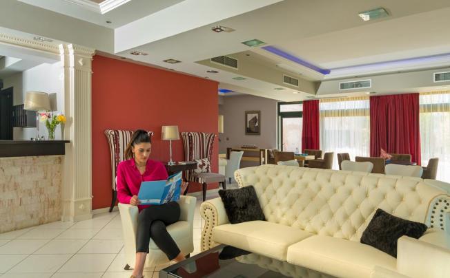 Фото отеля Ai Yannis Suites & Apartments