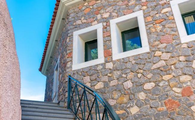 Фото отеля Ai Yannis Suites & Apartments