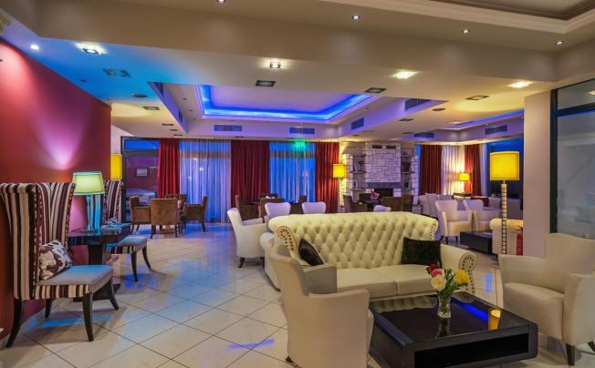 Фото отеля Ai Yannis Suites & Apartments