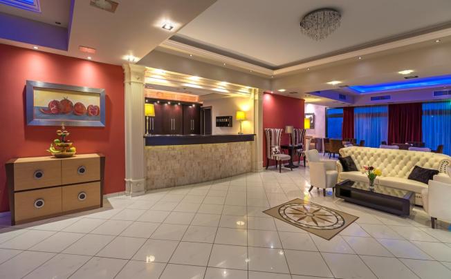 Фото отеля Ai Yannis Suites & Apartments
