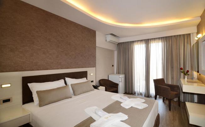 Фото отеля Royal Sun Hotel