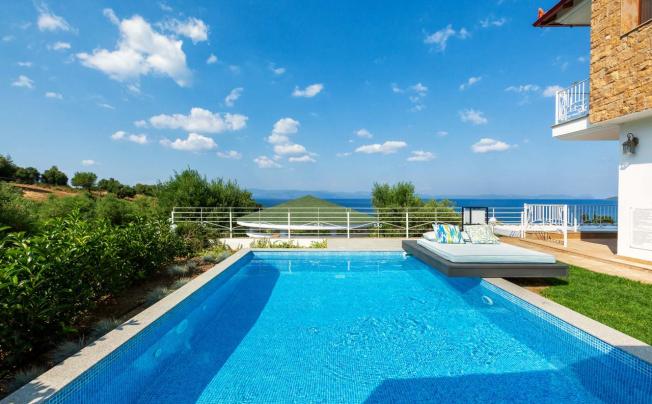 Фото отеля Villa D'Oro - Luxury Villas & Suites