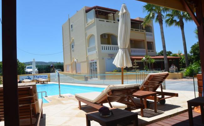 Фото отеля Thalassa Apartments