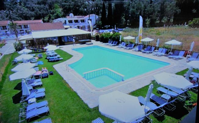 Фото отеля Katsaros Apartments