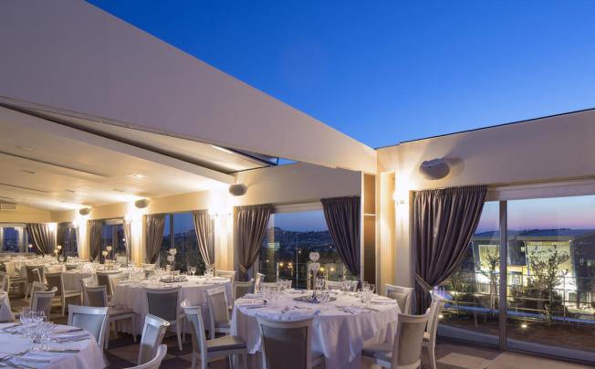 Фото отеля Civitel Olympic Hotel
