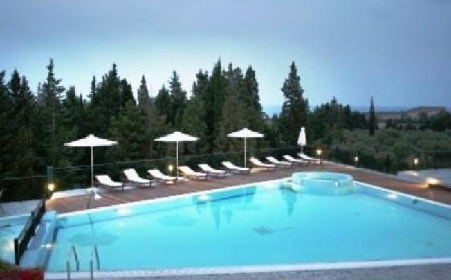Фото отеля Belvedere Gerakas Luxury Suites