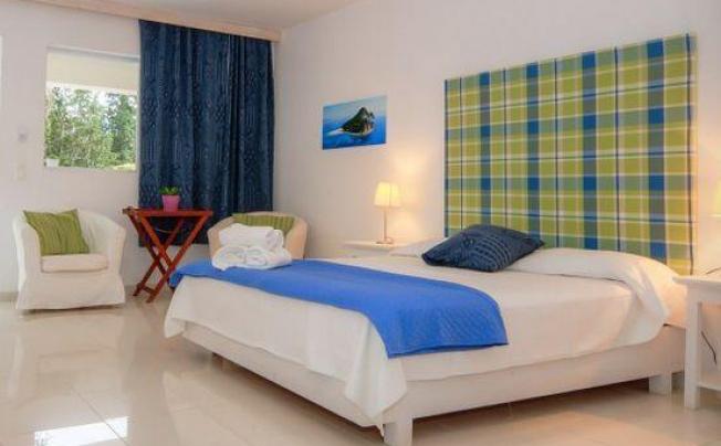 Фото отеля Belvedere Gerakas Luxury Suites