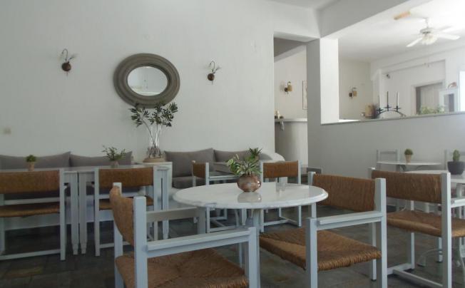 Фото отеля Manos Hotel NAOUSSA 