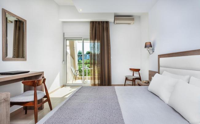 Фото отеля Iris Beach Hotel Siviri