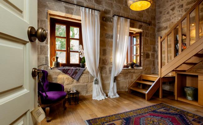 Фото отеля Kokkini Porta Rossa Hotel
