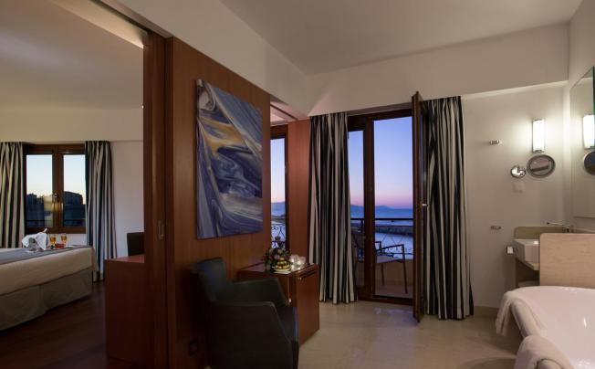 Фото отеля PORTO VENEZIANO HOTEL & SUITES