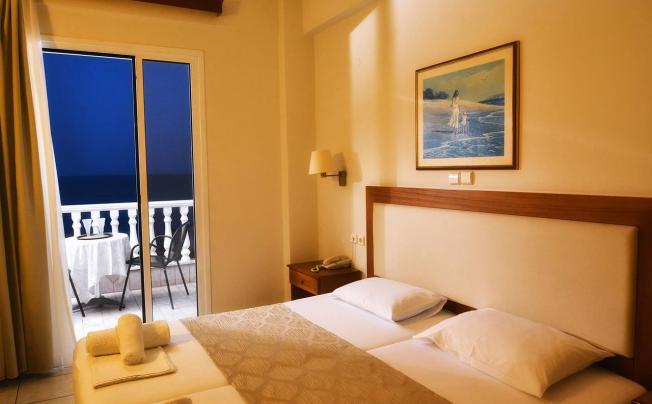 Фото отеля Ioni Hotel