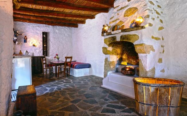 Фото отеля Aspros Potamos Aparthotel