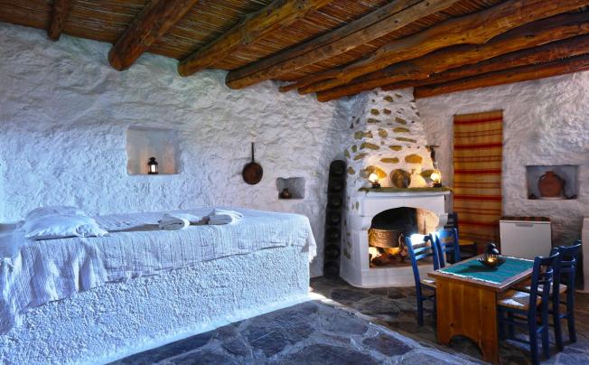 Фото отеля Aspros Potamos Aparthotel