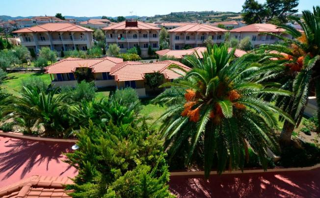 Фото отеля Sousouras Hotel & Bungalows