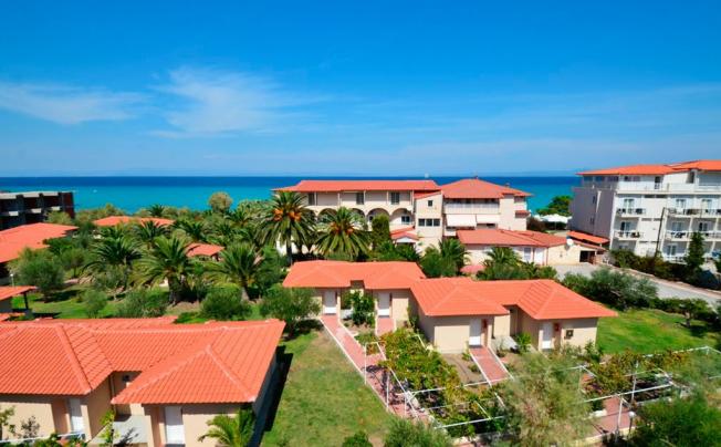 Фото отеля Sousouras Hotel & Bungalows