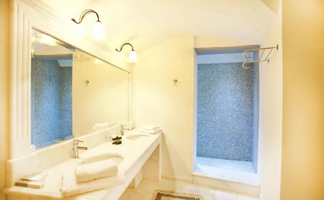 Фото отеля Markezinis Suites 