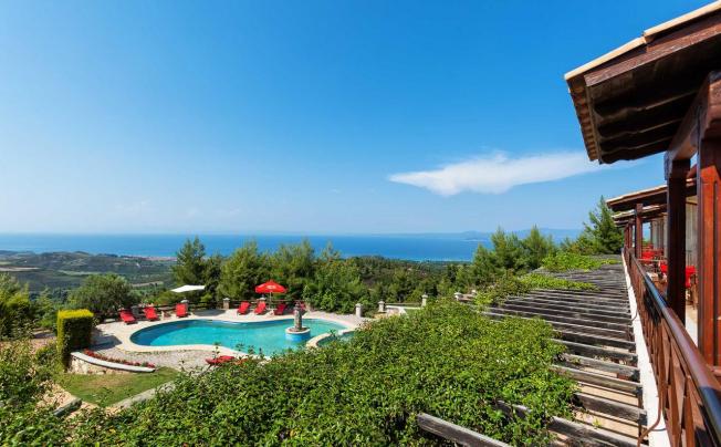 Фото отеля Akritas Ef Zin Villas & Suites