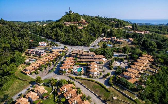 Фото отеля Akritas Ef Zin Villas & Suites