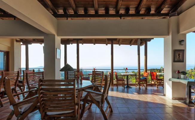 Фото отеля Akritas Ef Zin Villas & Suites