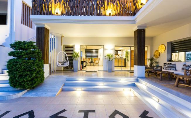 Фото отеля Nostos Beach Boutique Hotel