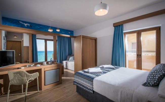 Фото отеля Yianna Caravel Hotel