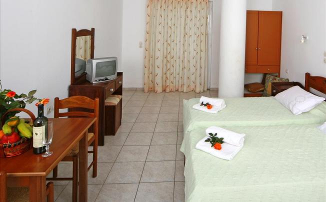 Фото отеля LIMAS HOTEL