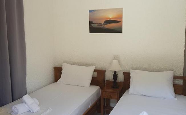 Фото отеля LITTLE BAY APARTMENTS