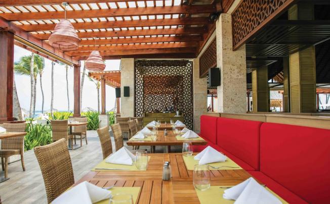 Фото отеля Hideaway At Royalton Punta Cana