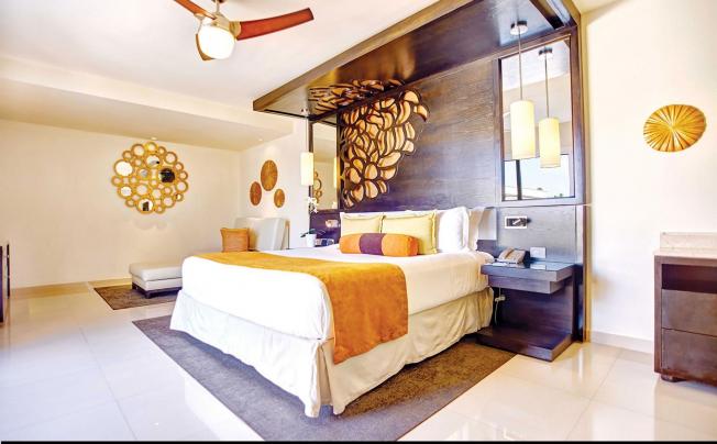 Фото отеля Hideaway At Royalton Punta Cana