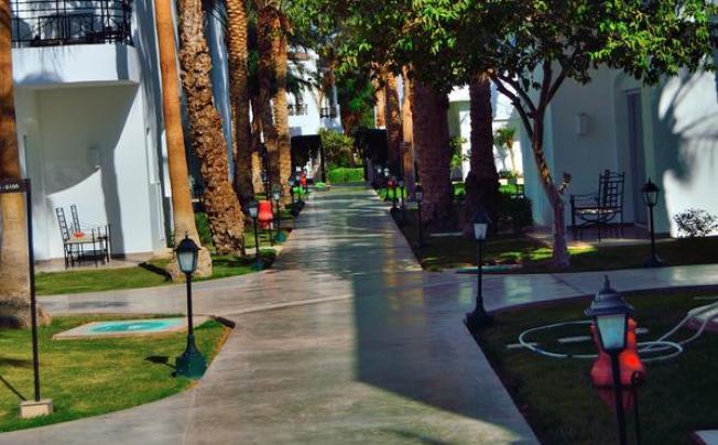 Фото отеля Jaz Fanara Resort & Residence