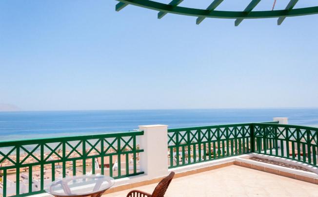 Фото отеля Coral Beach Resort Montazah