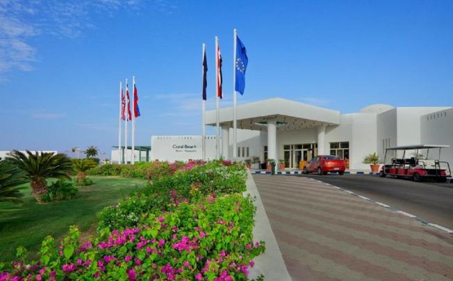 Фото отеля Coral Beach Resort Montazah