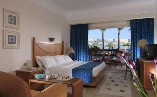 Фото отеля Coral Beach Resort Montazah